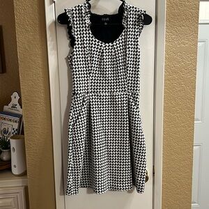 Elle Houndstooth dress